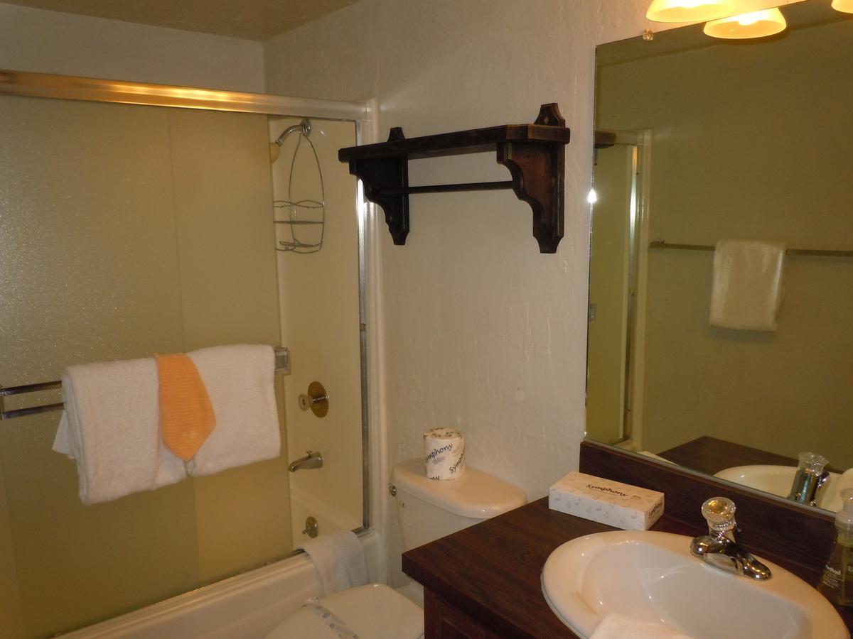 Two-Bedroom Plus Den Economy Unit #81 By Escape For All Seasons Bus Lic #23546 Big Bear Lake Exterior foto
